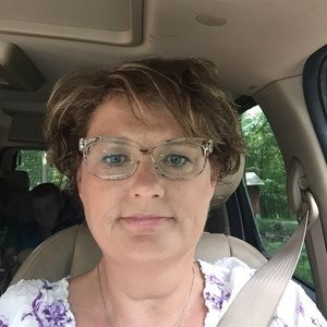 Meet your Posher, Malinda